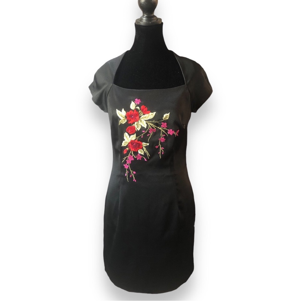 CDC Petites Vintage Floral Embroidered Satin Mini Dress